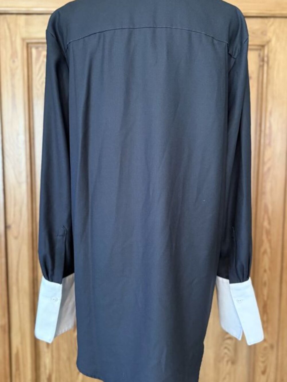 Navy Calla Lily Print Shirt Dress with White Cuffs Size XL - Picture 3 of 4